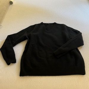 J Crew Men’s Black Cashmere V Neck Sweater